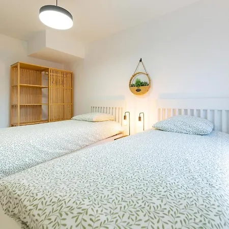 Apartment 76 M2 With Rooftop Terrace *