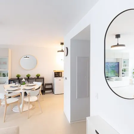 Apartment 76 M2 With Rooftop Terrace *